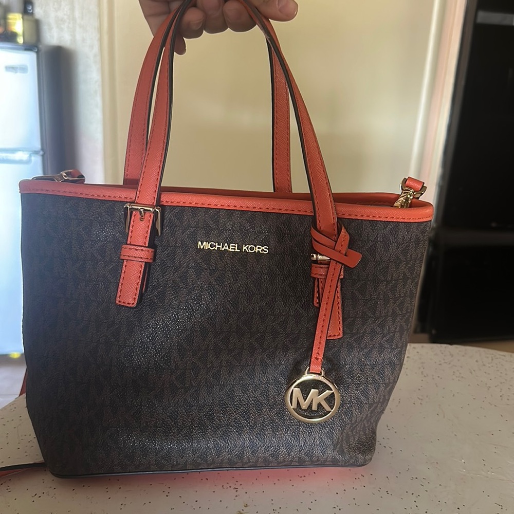 Mk bag excellent condition